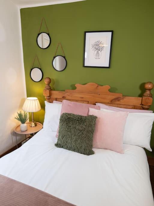 Cosy Cottage In Central Reading Free Parking & Fast Wifi 외부 사진