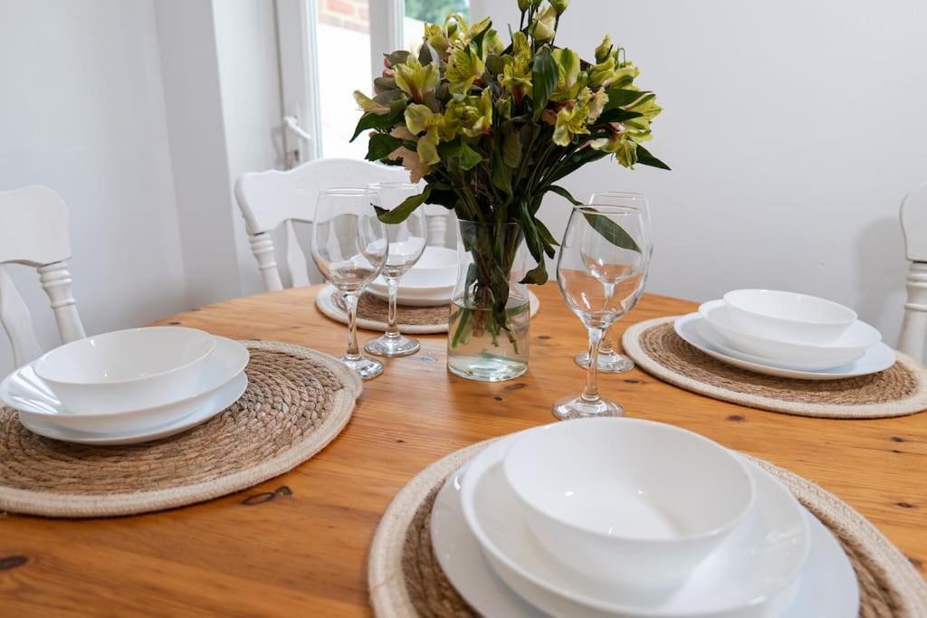 Cosy Cottage In Central Reading Free Parking & Fast Wifi 외부 사진
