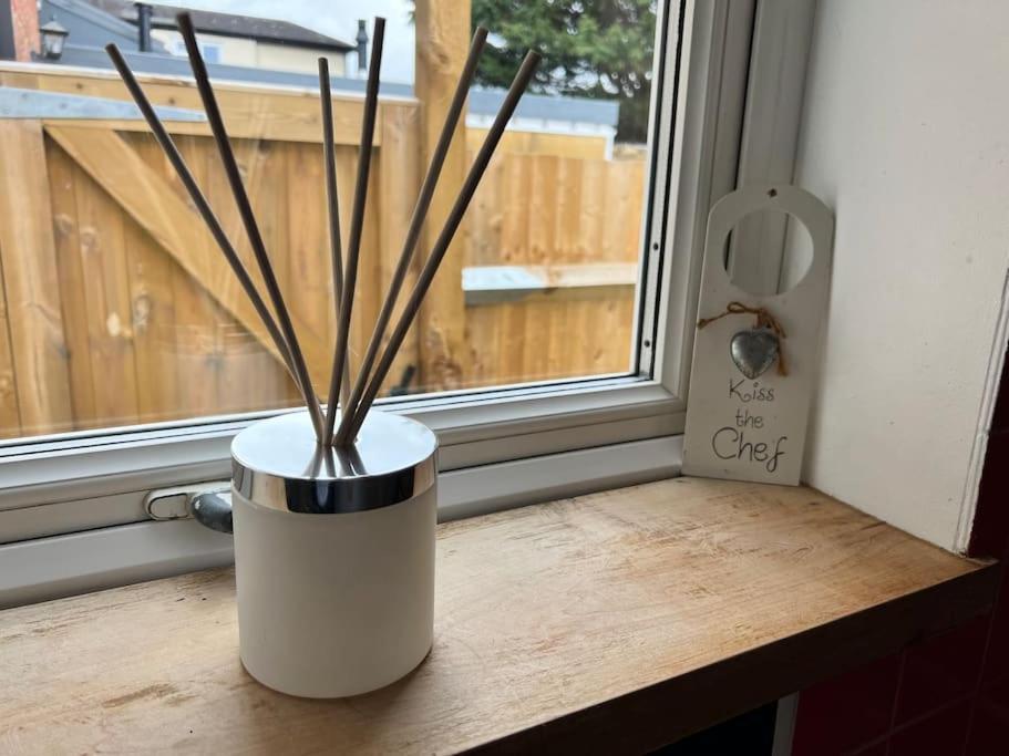 Cosy Cottage In Central Reading Free Parking & Fast Wifi 외부 사진