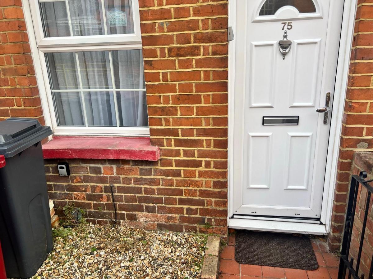 Cosy Cottage In Central Reading Free Parking & Fast Wifi 외부 사진